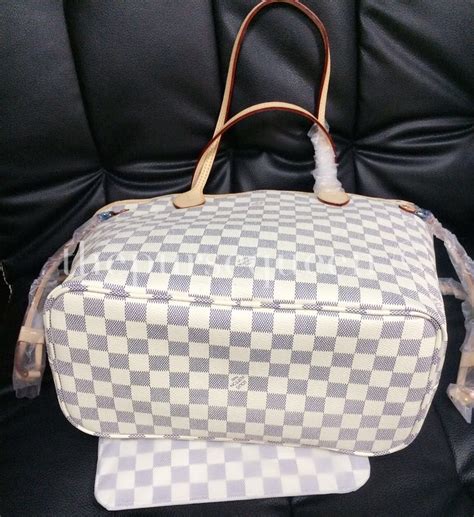 how to spot a fake louis vuitton damier purse|damier louis vuitton outlet.